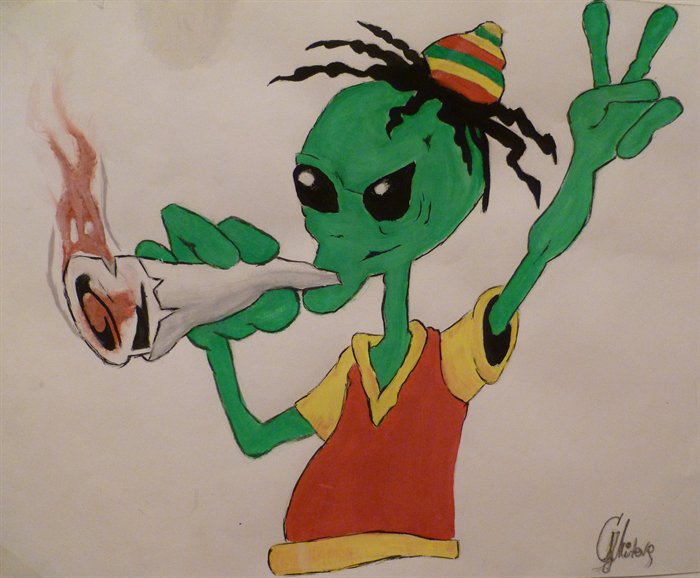 Alien-smoking-weed